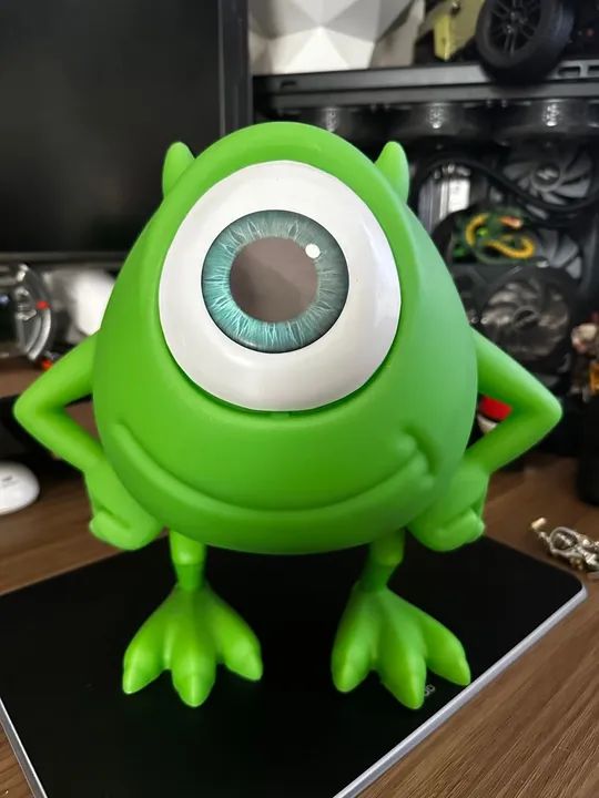 Luminária Monstros S.A