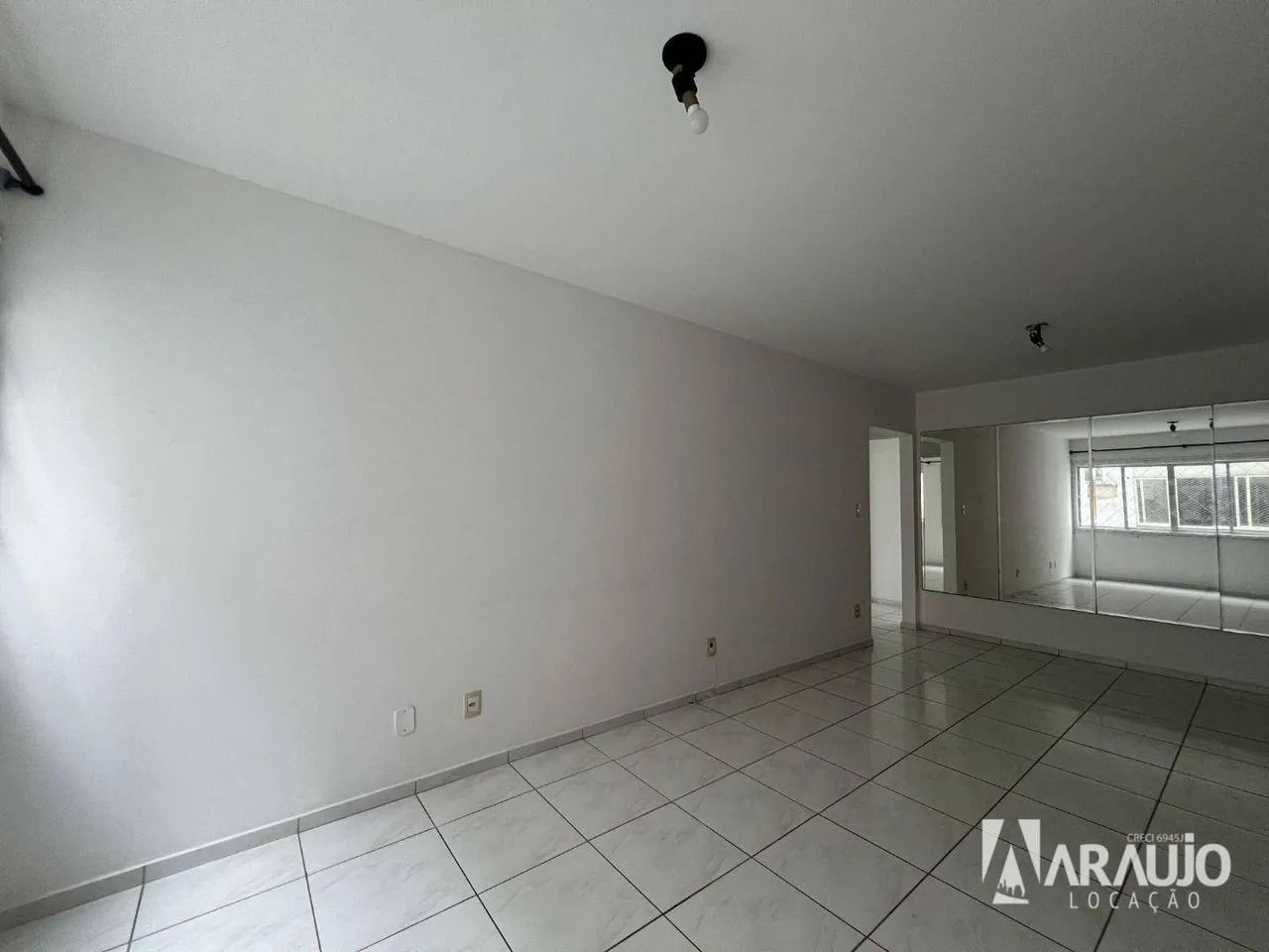 Apartamento semimobiliado no bairro São Judas - Itajaí/SC - Foto 2