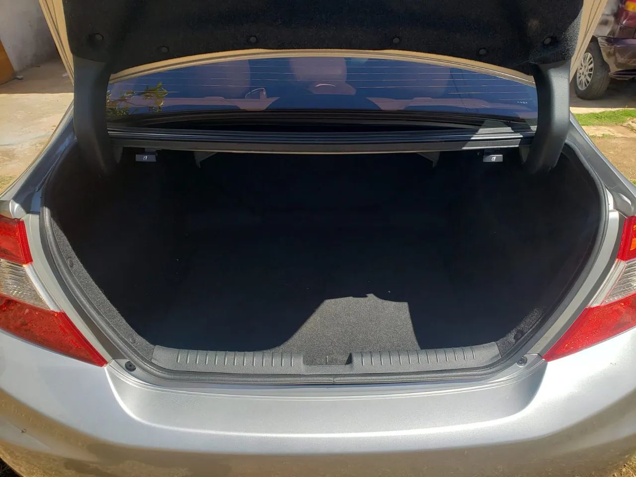 Honda civic 2013 2014  - Foto 2