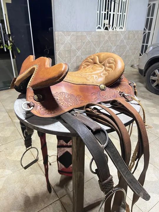 Sela de Montaria em Couro