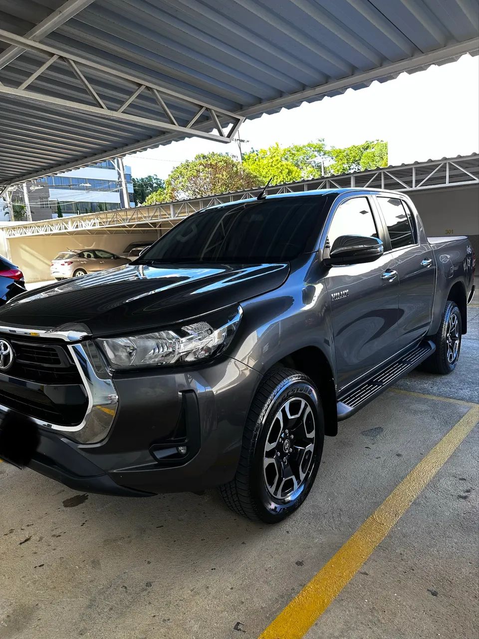 Toyota Hilux CD SRV 4X4 2.8 TDI Diesel Aut. 2021