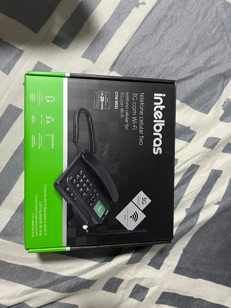 Telefone Celular Fixo 3G com Wi-Fi Intelbras CFW 8031