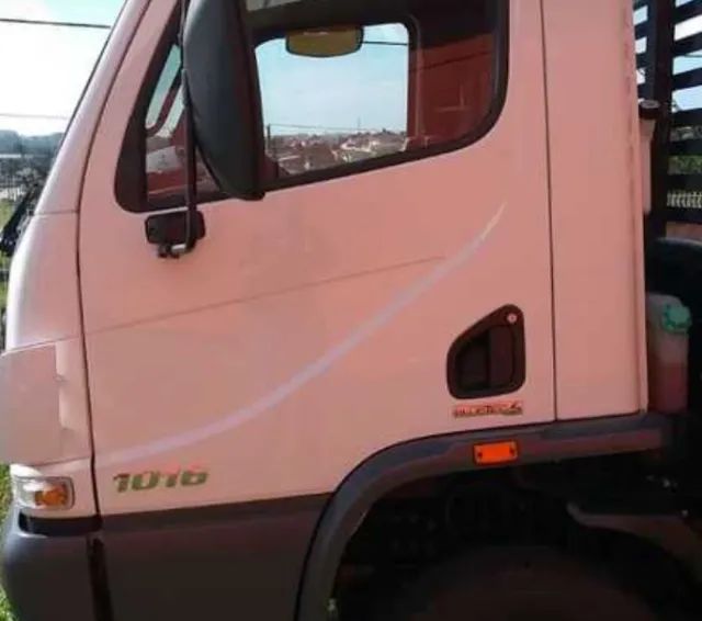 Accelo Carroceria 2015 - Foto 5