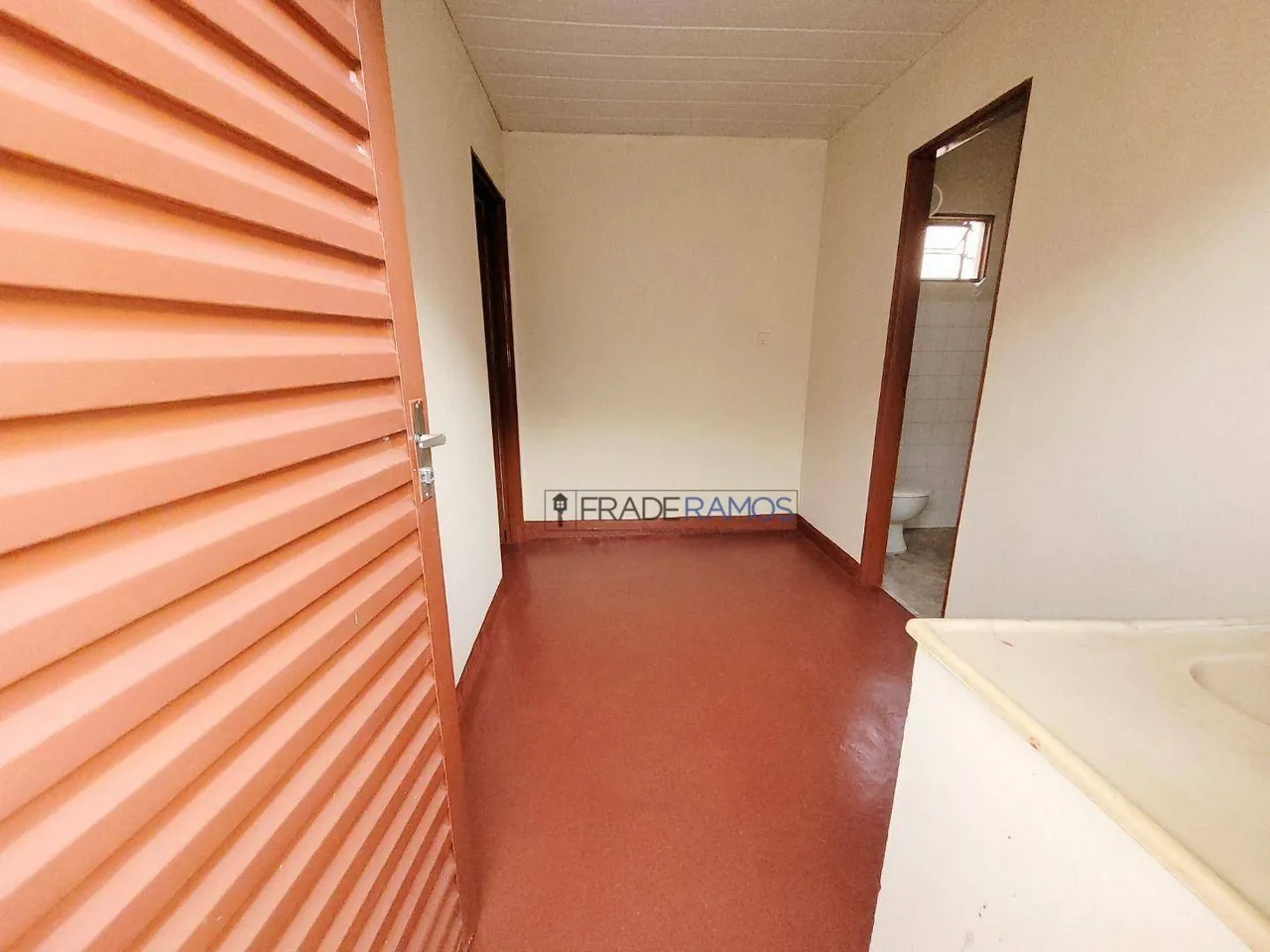 Casa com 1 dormitório para alugar, 25 m² por R$ 850,00/mês - Setor Leste Universitário - G