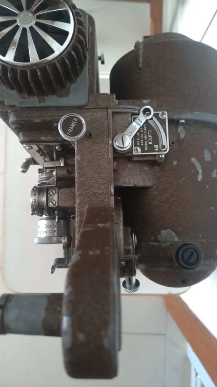 projetor revere eight para filmes 8mm - Foto 3