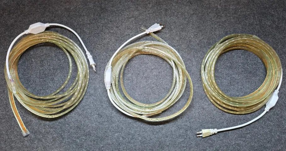 Fitas LED 5050 bivolt 110V 220V branco quente 5 metros com proteção resistente água - Foto 4