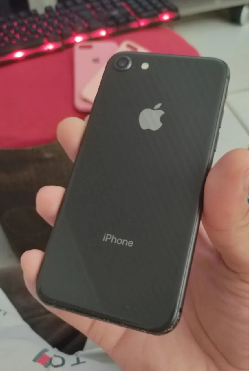 Vendo ou troco iPhone 8