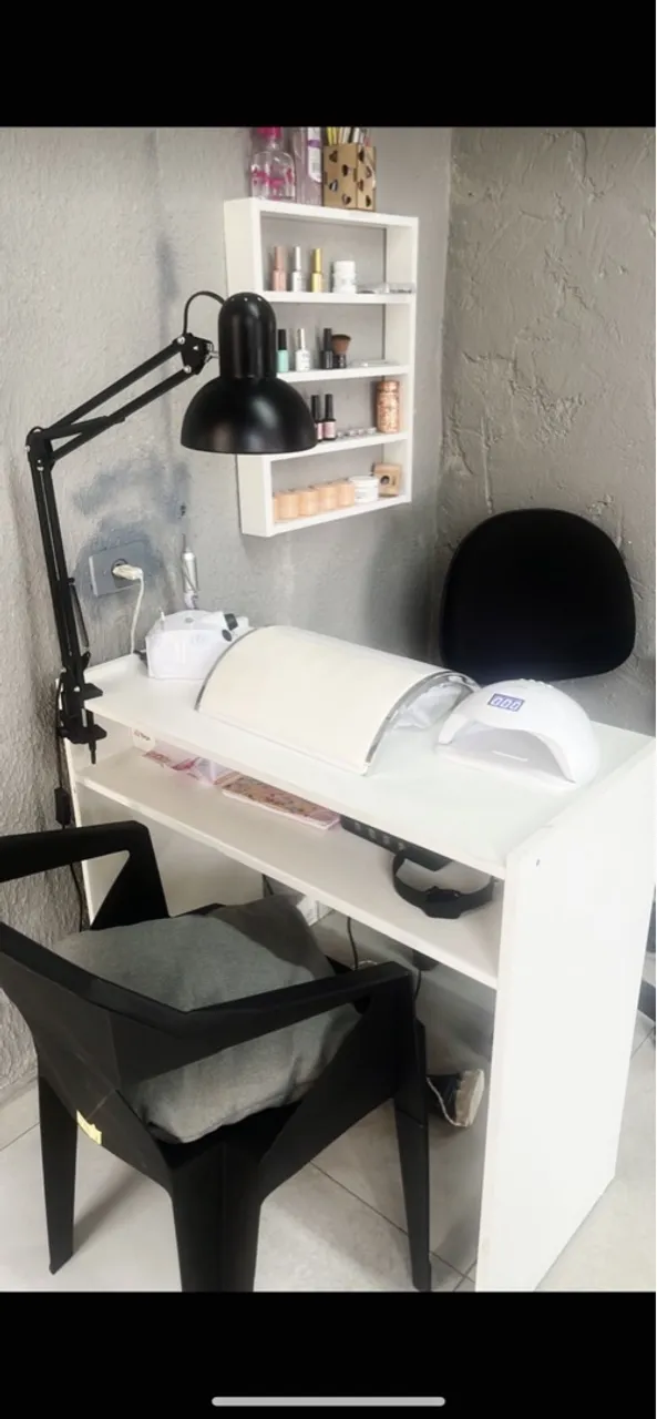 Mesa para Manicure Completa