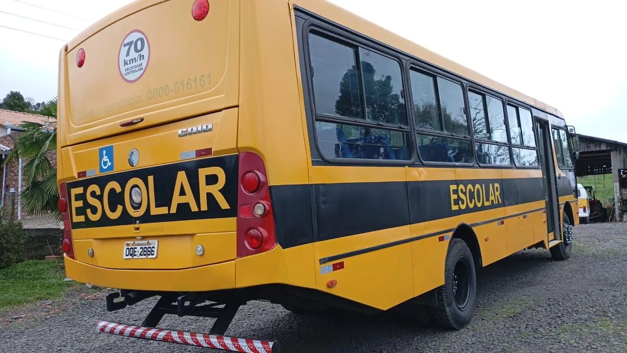 Ônibus escolar 60 lugares  - Foto 3