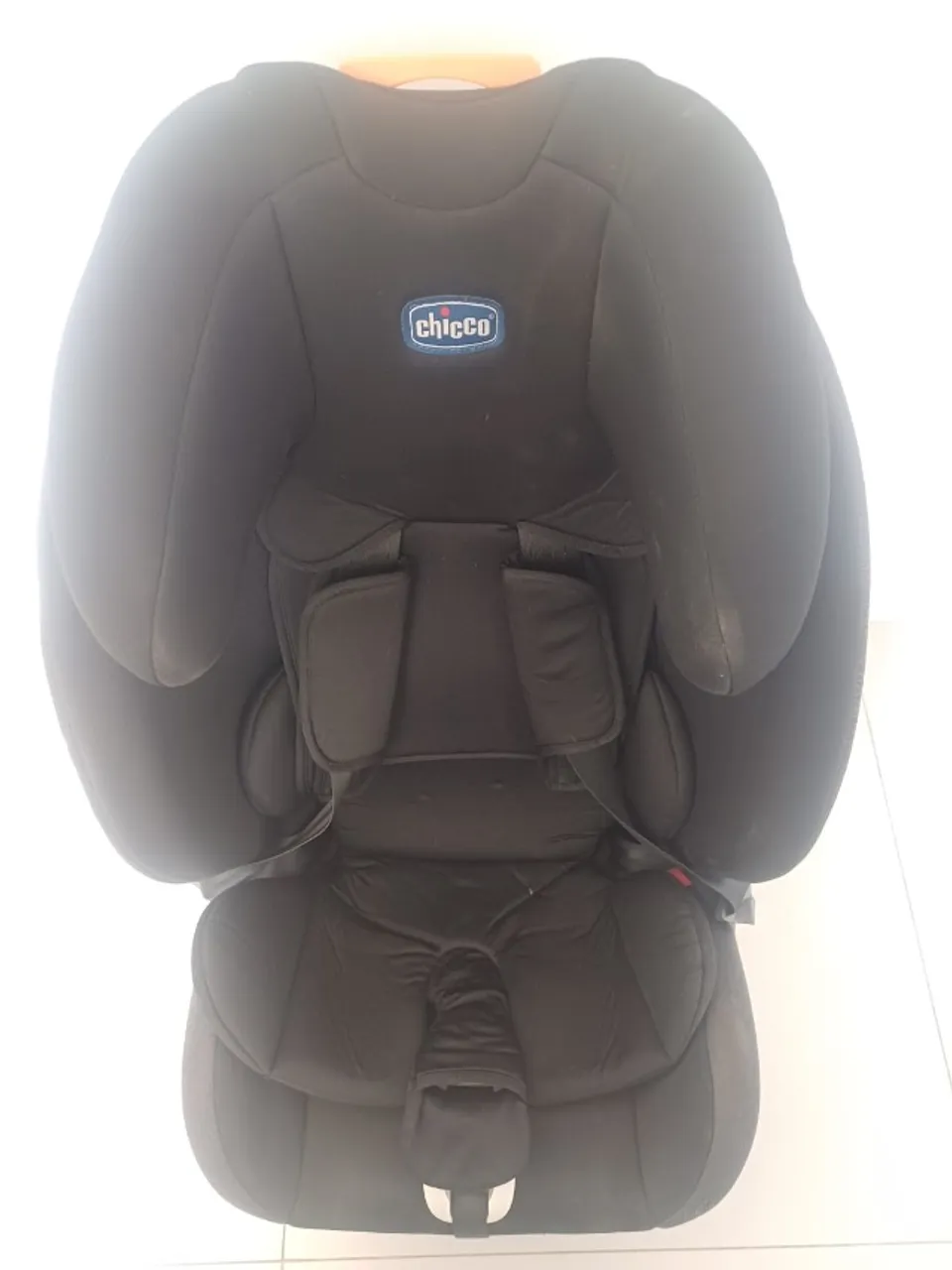 Cadeirinha de criança para automóvel: Chicco 55770 - 9 kg a 36 kg.