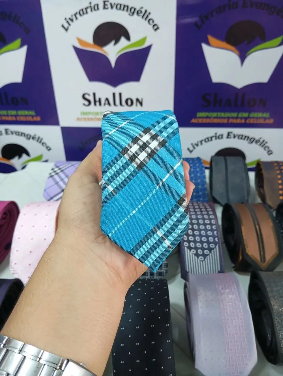 Gravatas Diversas estampas e cores - Promoção - Foto 2