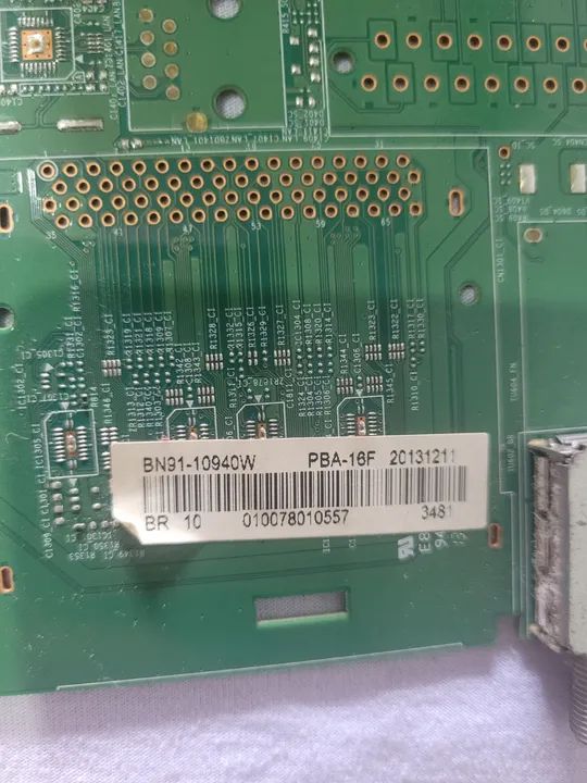 Placa principal TV samsung un32f4200ag bn91-10940w funcionando perfeitamente.  - Foto 2
