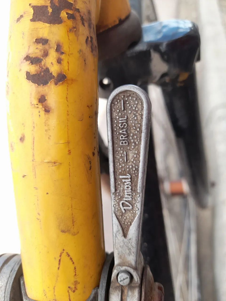 Bicicleta de estrada amarela - Foto 4
