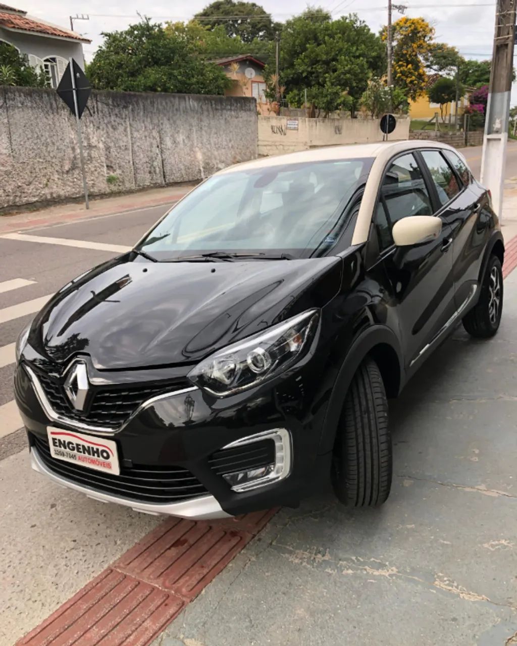 Renault Captur Intense 1.6 CVT 6 marchas - 2018/2019 - Foto 2