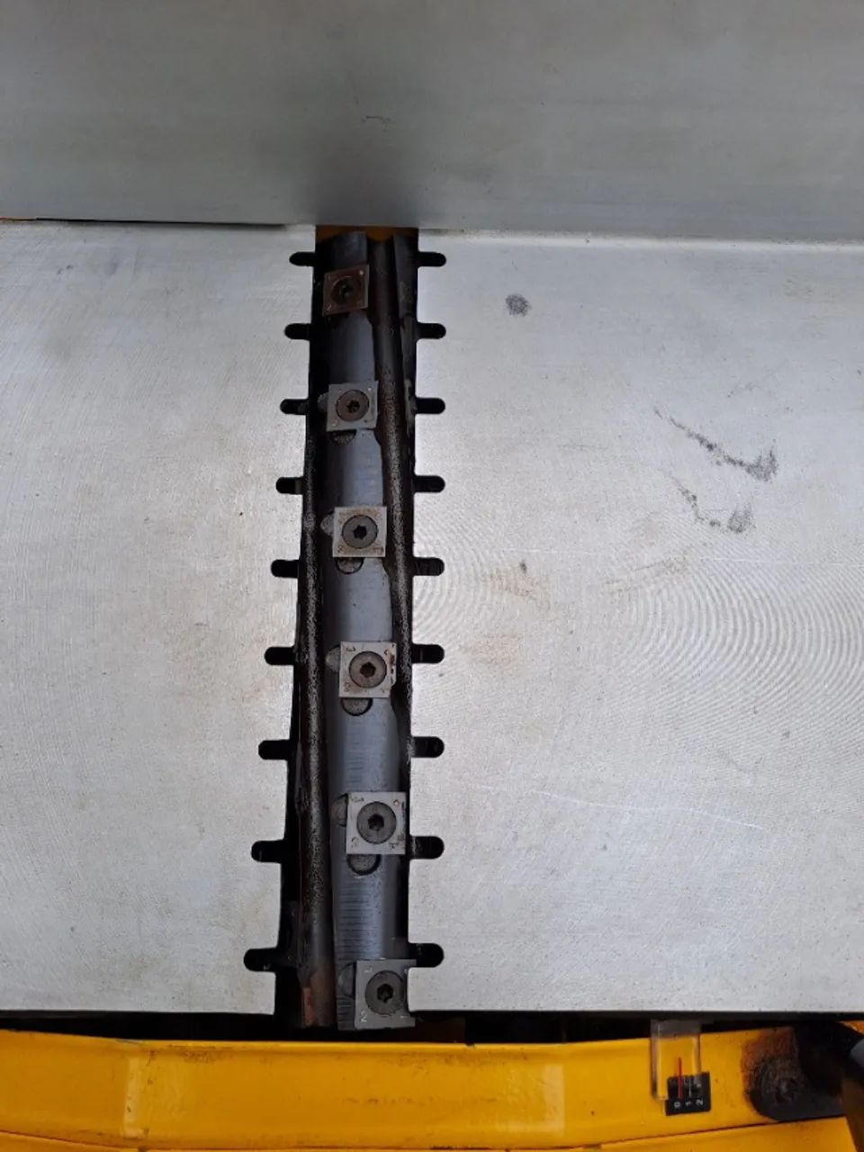 Plaina Desempenadeira Desengrossadeira 1.500 W Vonder  (110v)  (Usado) - Foto 4