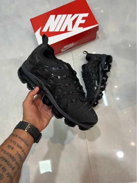Nike Air VaporMax Plus - Preto - Foto 2