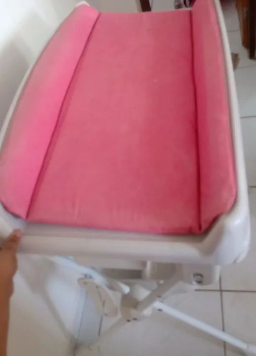 Banheira cm trocador ,usada poucas vezes - Foto 2