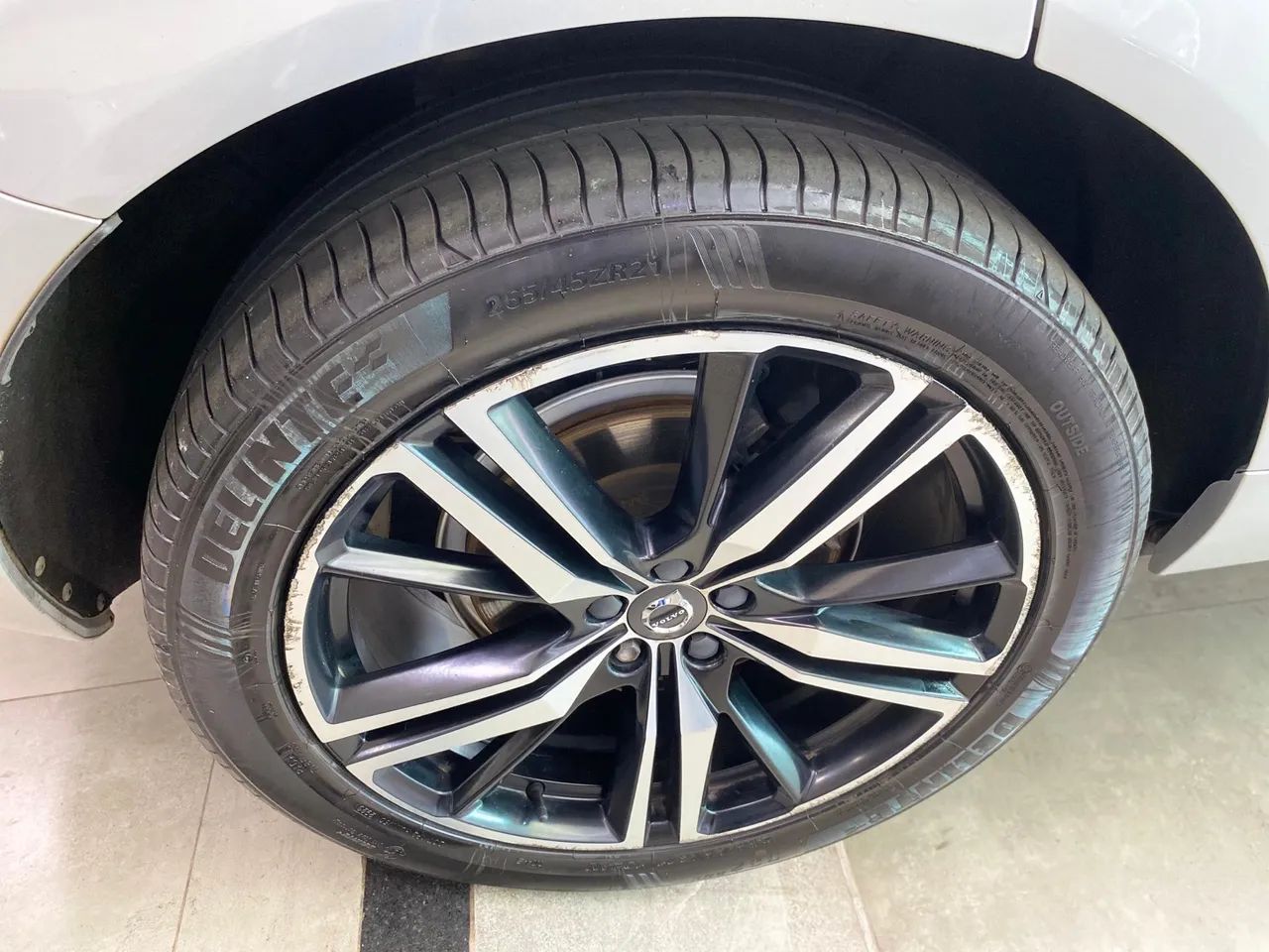 Volvo XC60 T8 R-Design 2019/2019 - Foto 3