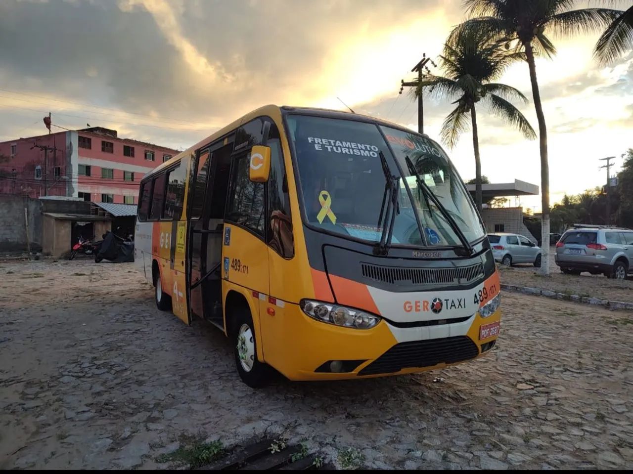 Micro ônibus senior 2017