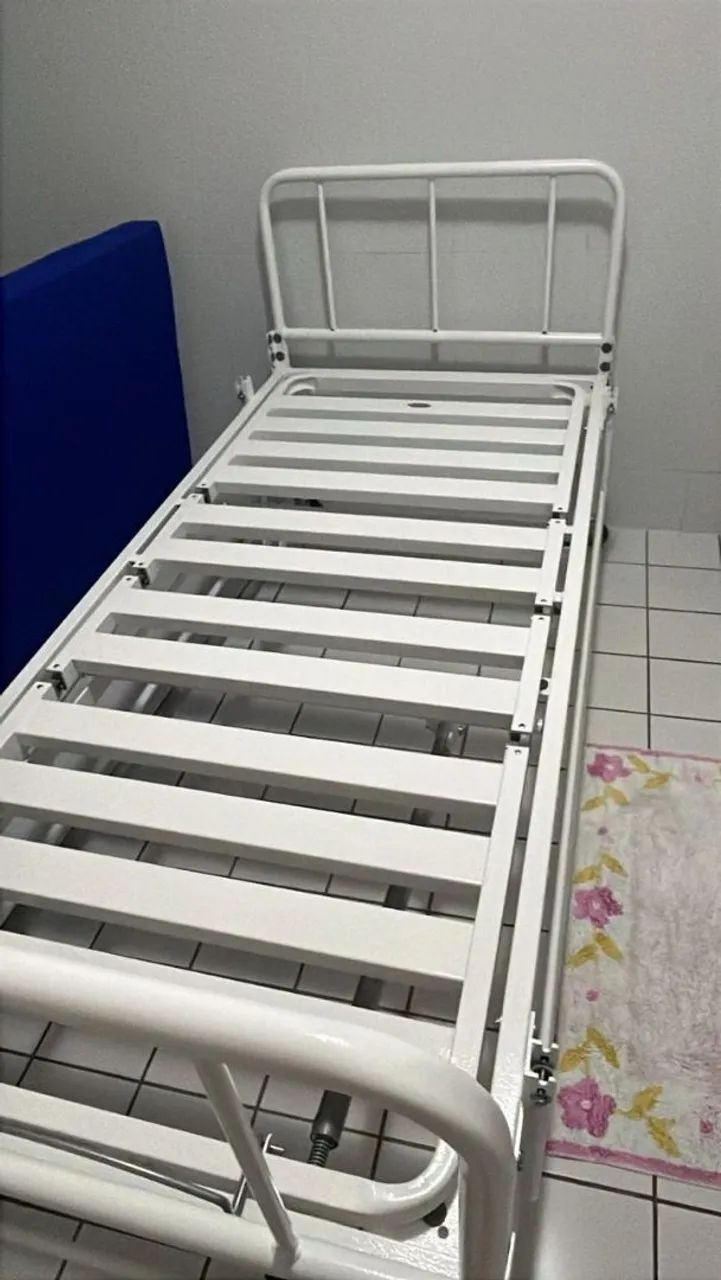 Cama de Ferro Hospitalar. Com nota fiscal 