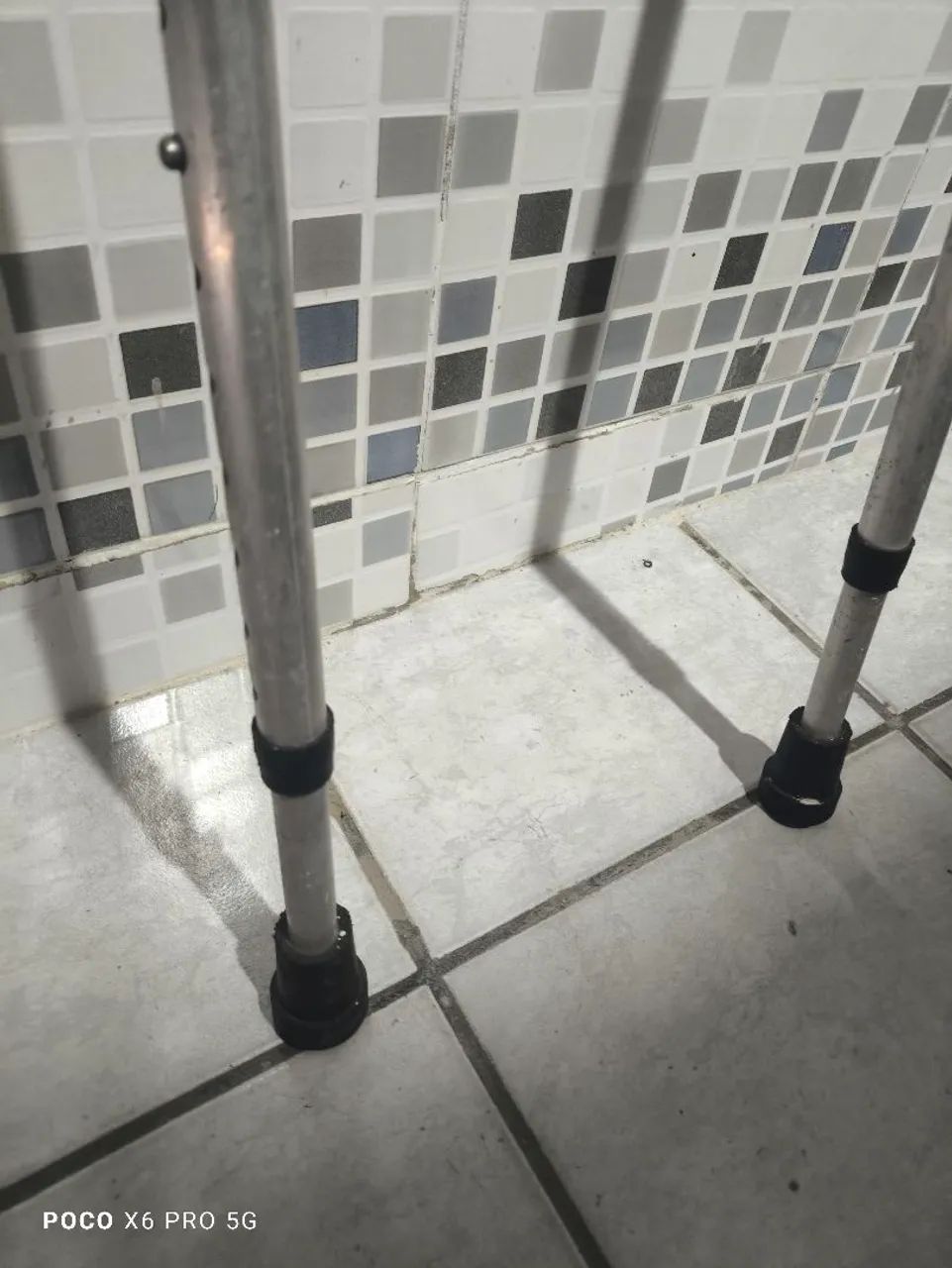 Muletas para auxiliar na locomoção *  - Foto 5