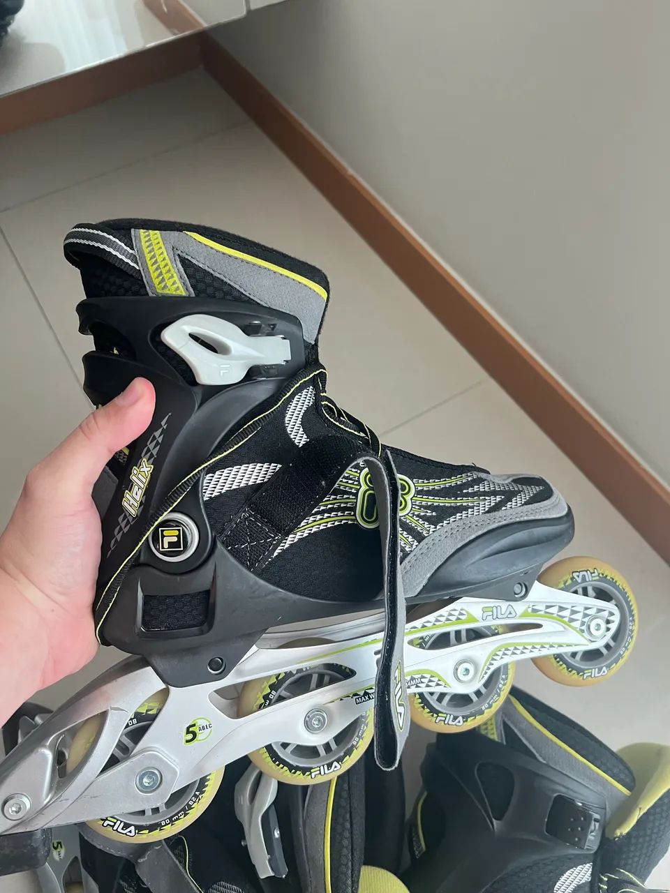 Patins Fila muito Novo numero 37 - Foto 2