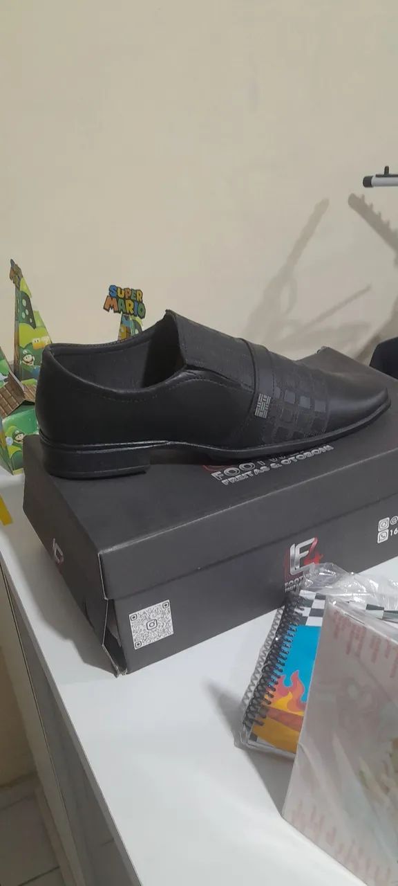 Sapato social, queima de estoque 80$ tamanho 41/42 novo - Foto 2
