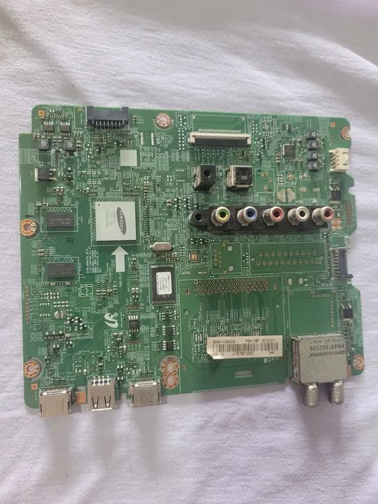Placa principal TV samsung un32f4200ag bn91-10940w funcionando perfeitamente.  - Foto 3