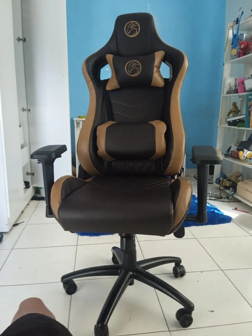 Cadeira gamer águia
