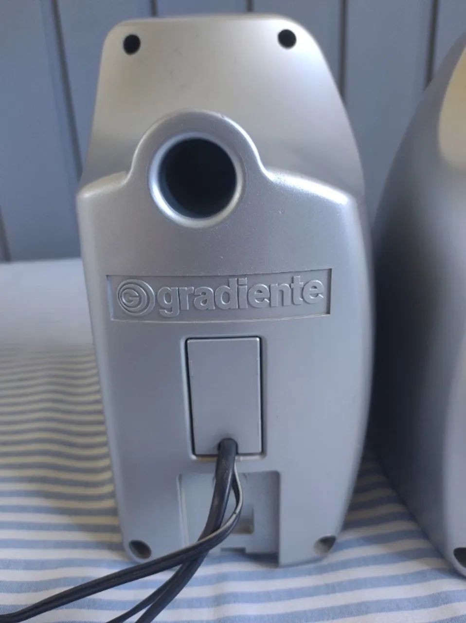 Caixa som Gradiente S200 com controle remoto  - Foto 4