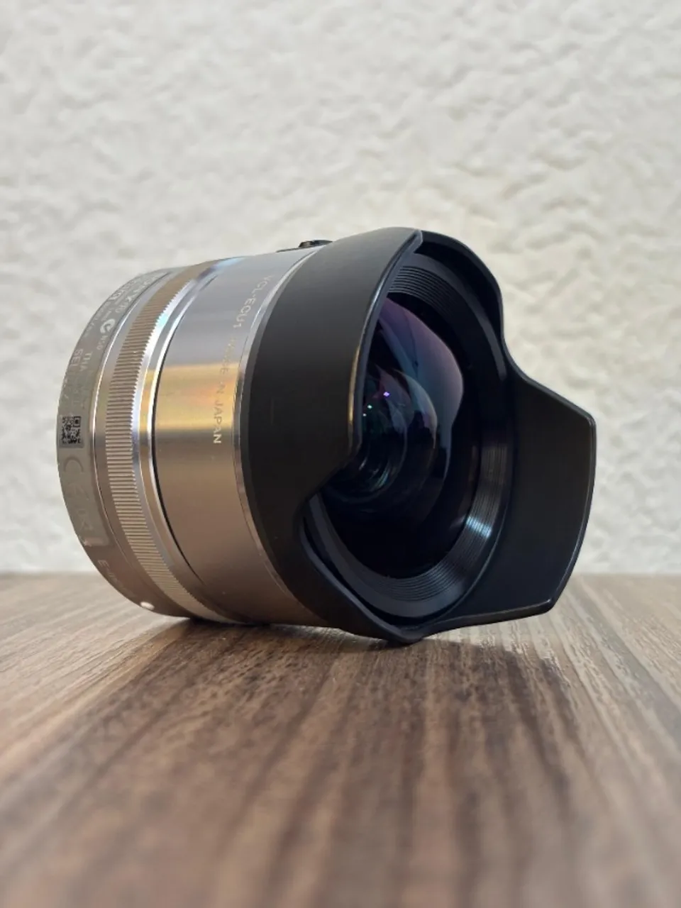 Lente Sony Sel 16mm F/2.8 Grande Angular E-mount