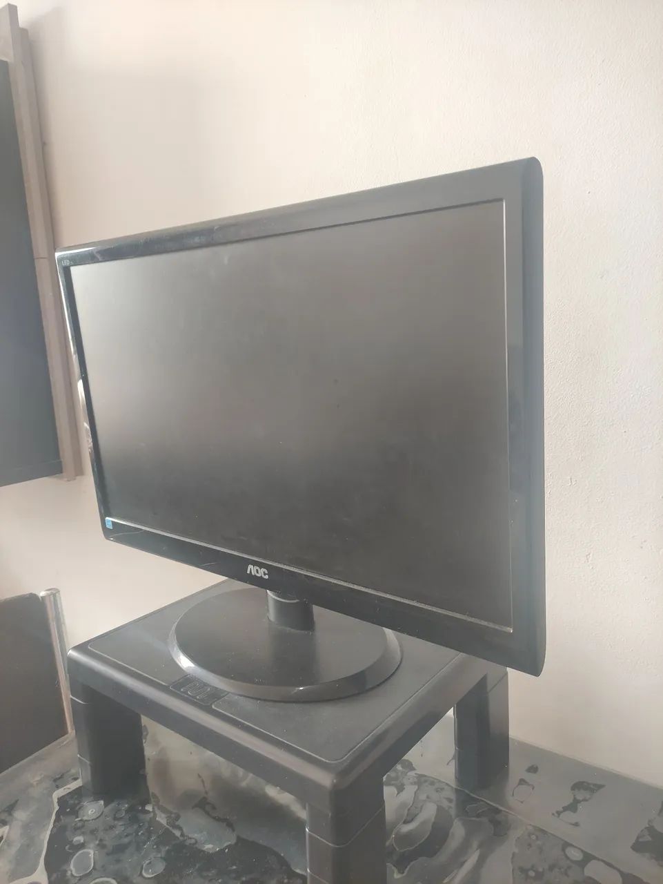 Monitor AOC 22 polegadas, LED, Full HD, funcionamento normal, conservado! - Foto 2