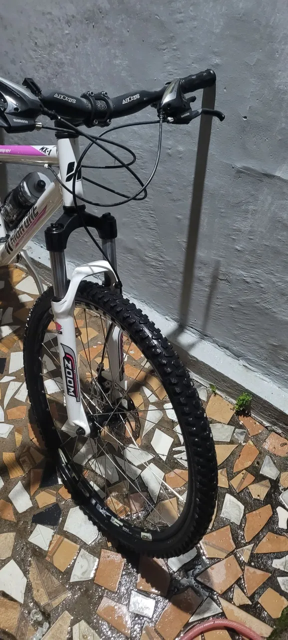 Bicicleta Mountain Bike Aro 26