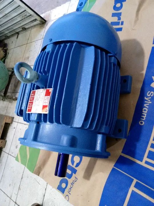 Motor Elétrico Weg 7.5 cv alta rotação  - Foto 2