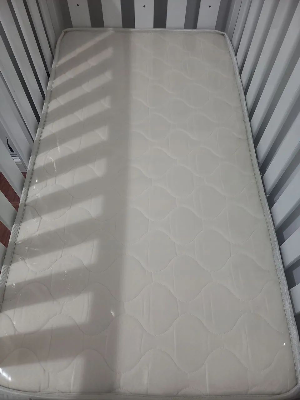 Vendo Berço com colchão  - Foto 3