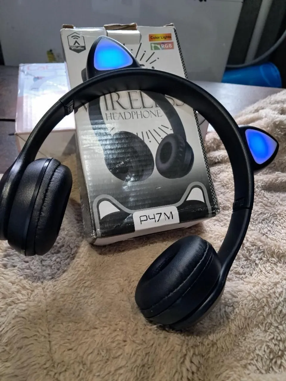 Fone de Ouvido Bluetooth Orelha de Gato com LED