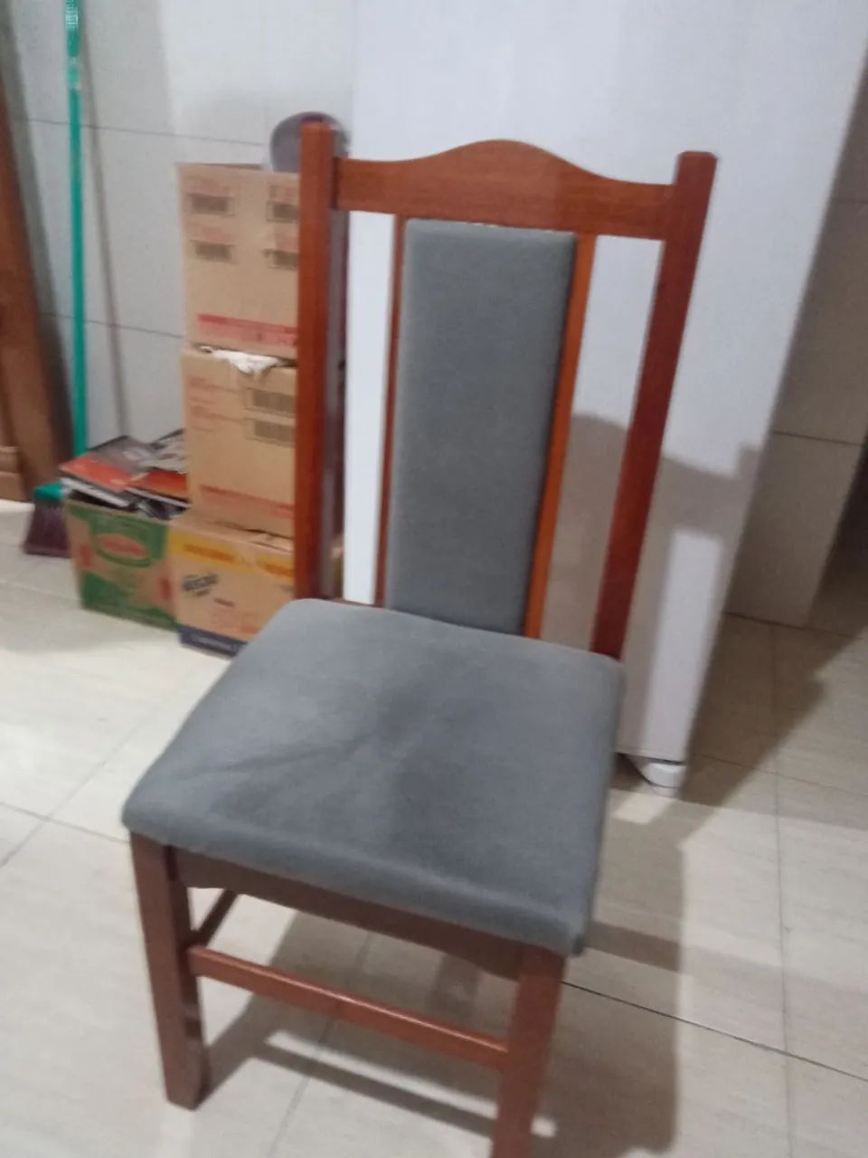 Mesa de Jantar em Madeira Maciça - Foto 3
