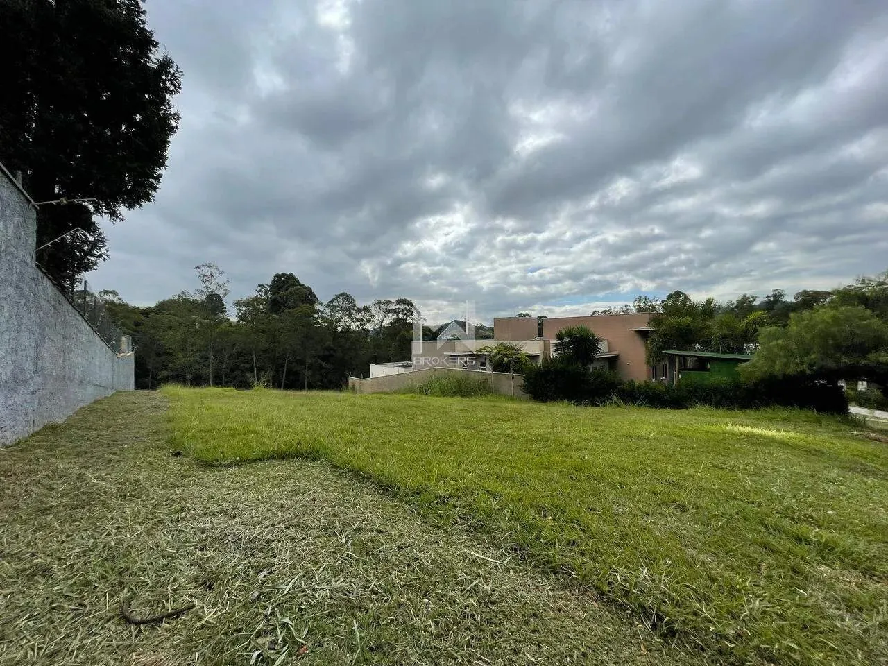 Terreno à venda no Condomínio Terras de Santa Teresa em Vinhedo - SP