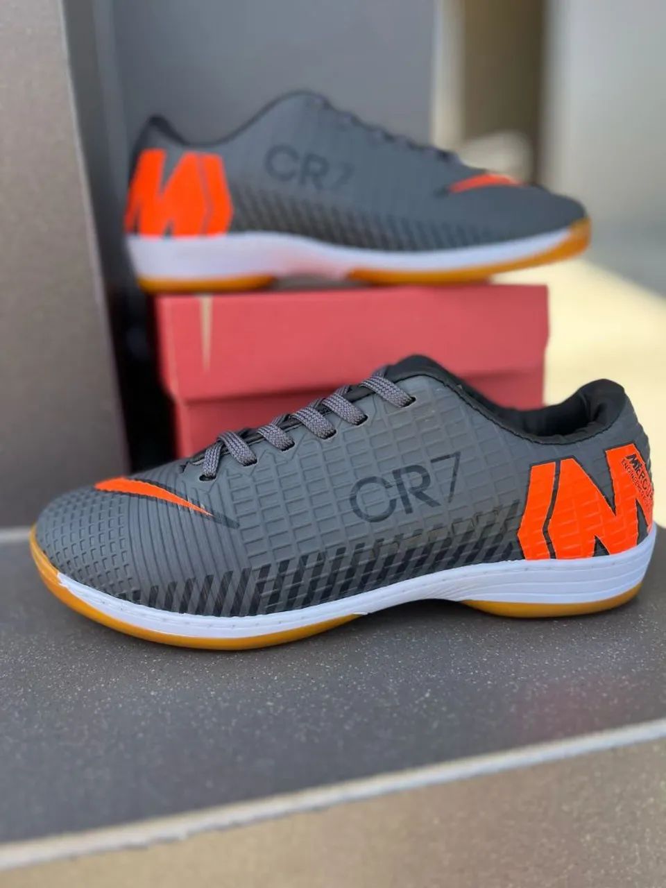 Chuteira Nike CR7 Futsal - Foto 2