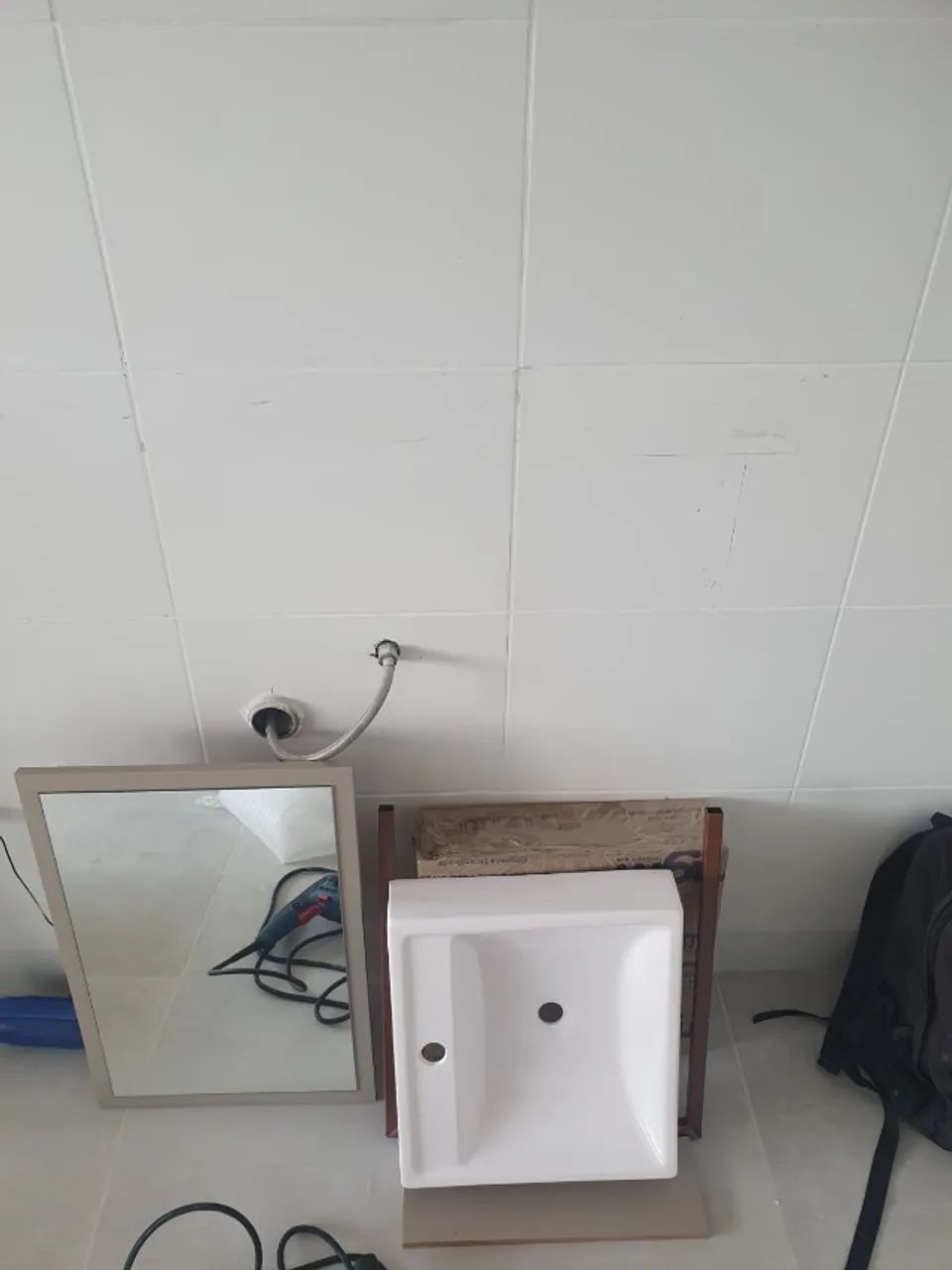 Peças novas removidas de APTO 