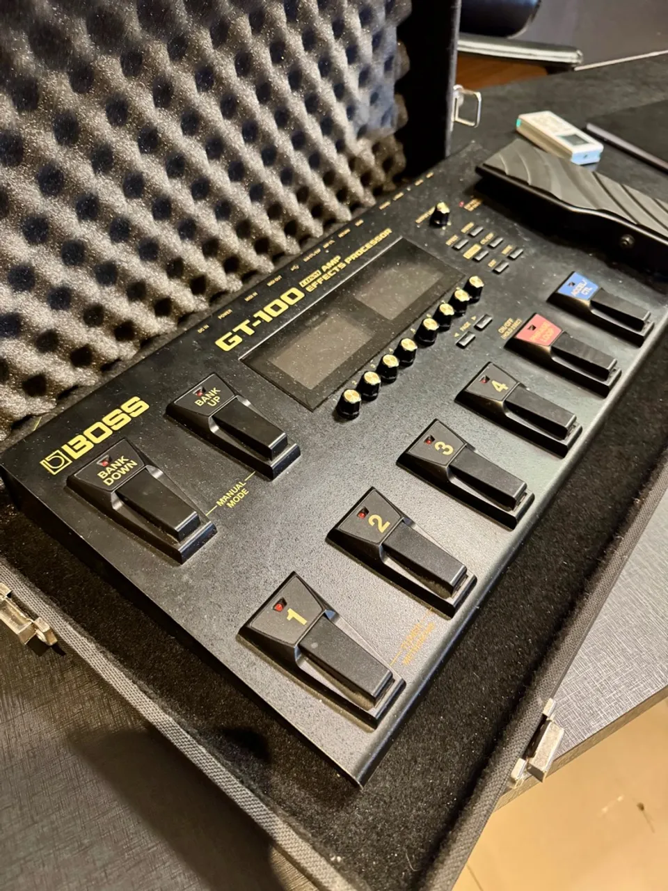 Pedal Boss GT-100 - Multi efeitos