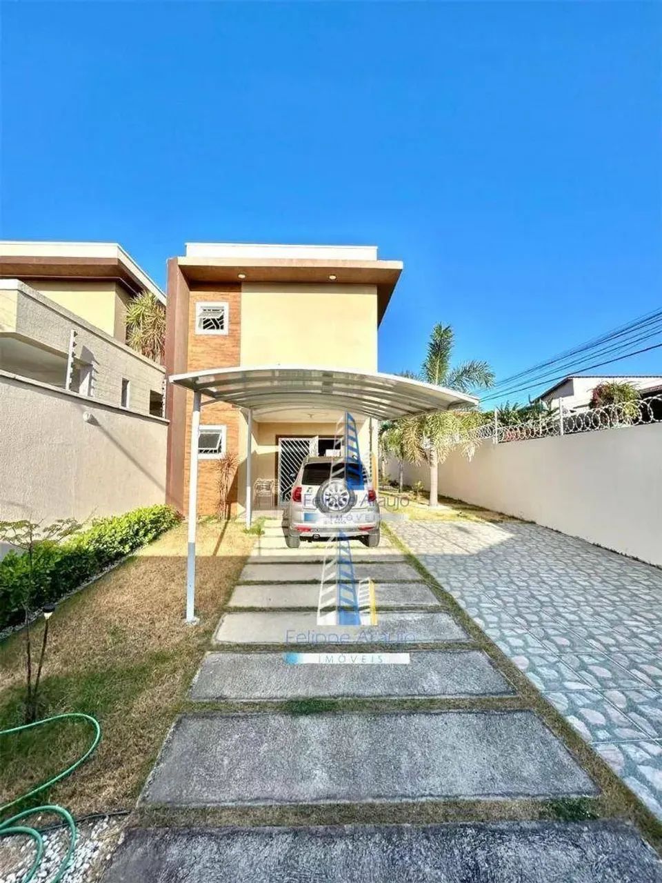 Casa com 3 dormitórios à venda, 123 m² por R$ 650.000,00 - Jardim das Oliveiras - Fortalez