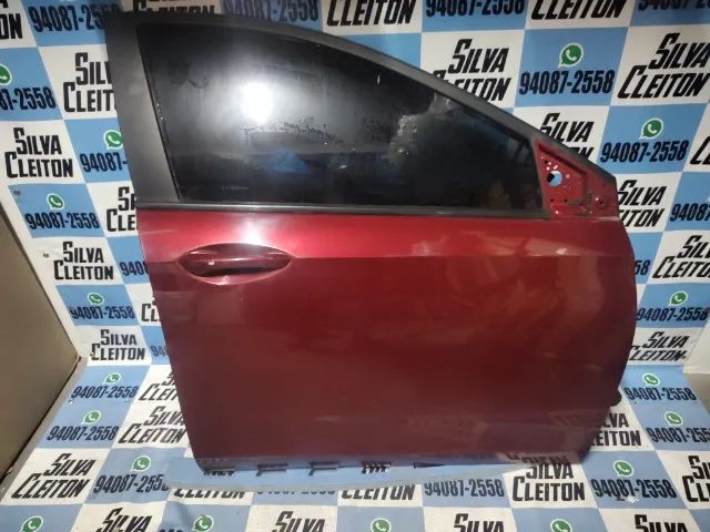 porta dianteira direita onix 2020 2021 2022 2023 2024 2025 cor vermelha  - Foto 4
