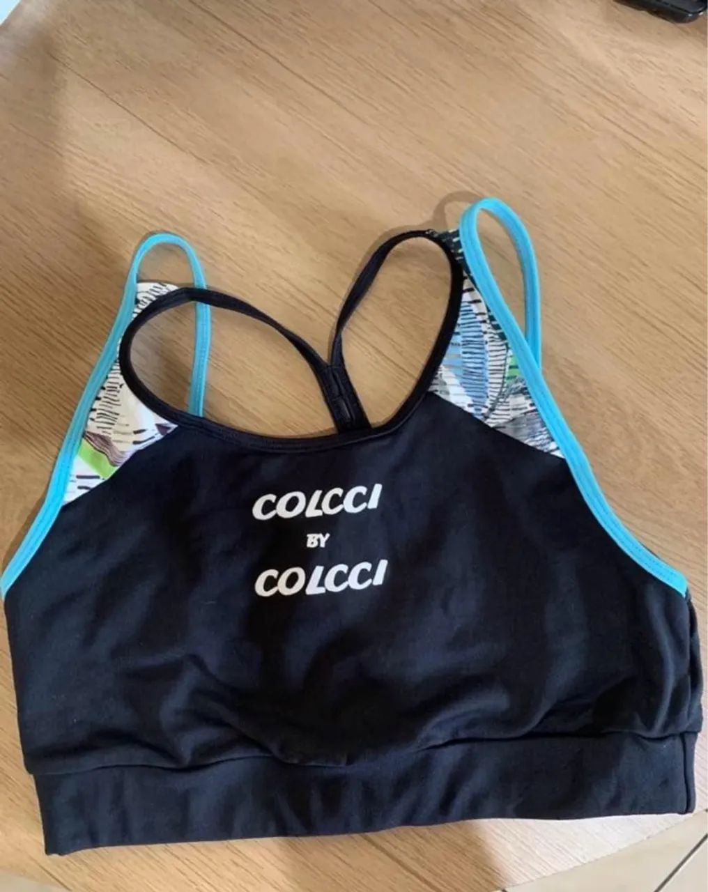 Top Colcci Fitness