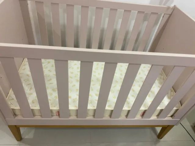 Cômoda + berço + colchão  - Foto 6