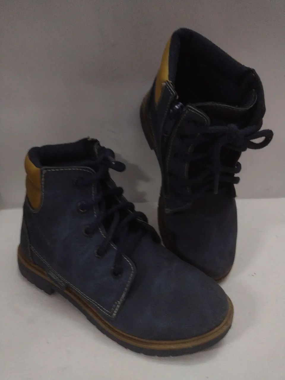 Bota infantil masculina Klin n.32 em excelente estado  - Foto 5