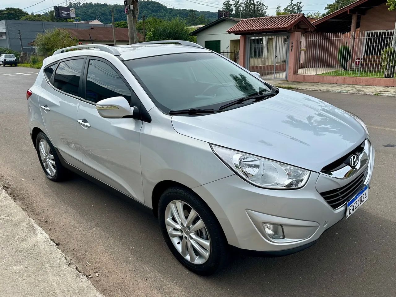IX35 2.0 Automática - Ano 2013 - Completa, tudo funcionando, repasse - Foto 4