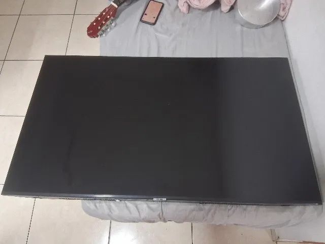 Smart TV Samsung 50 polegadas com display queimado (metade da tela congela)