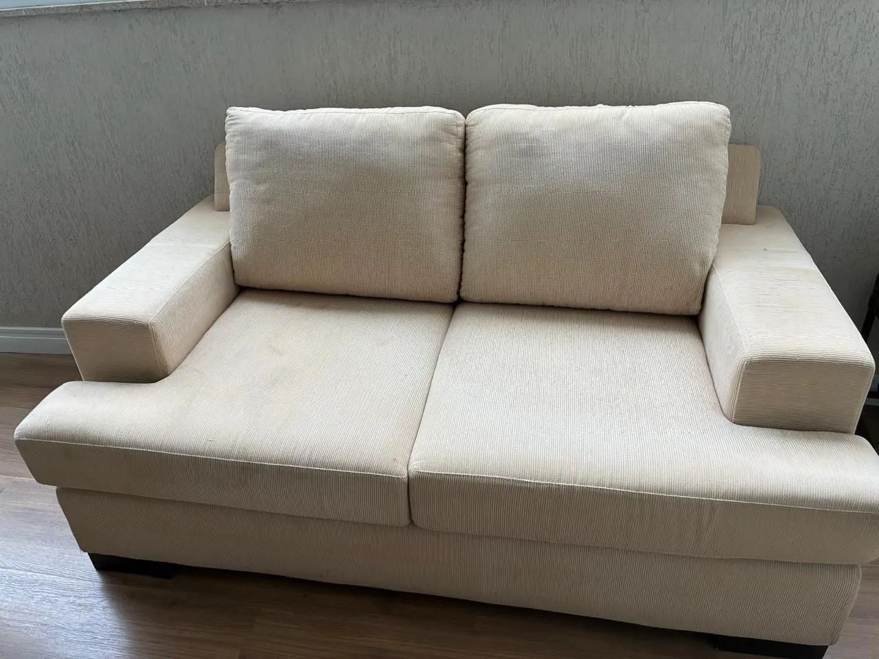 Conjunto sofá 2 e 3 lugares