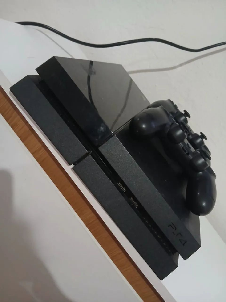 Ps4 com 2 controle  - Foto 2